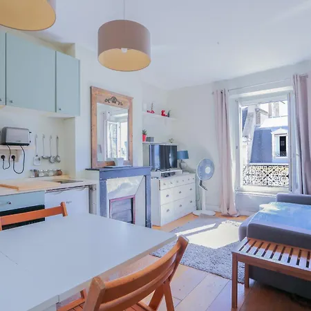 Modern Near The Champs Elysees Apartamento